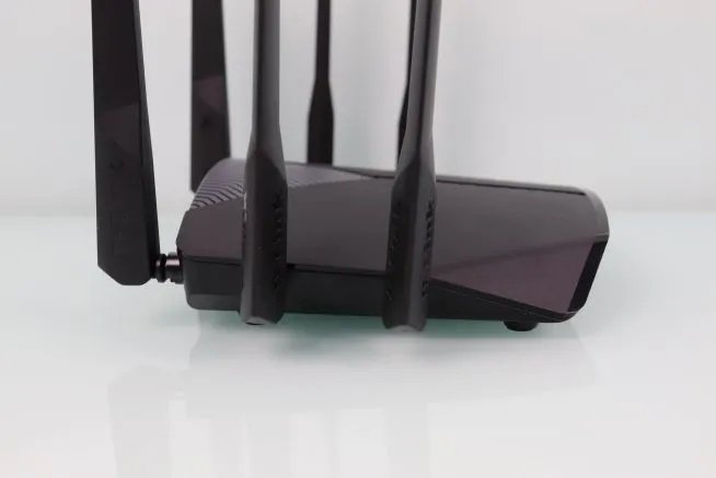 D-Link DIR-3060 EXO AC3000 Smart Mesh Router Review 7