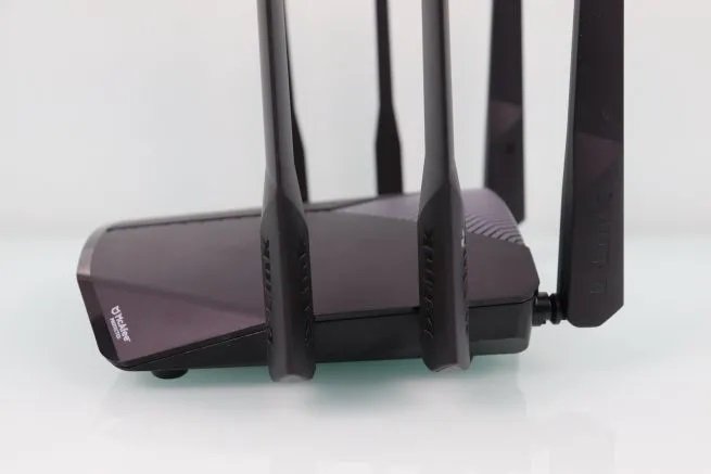 D-Link DIR-3060 EXO AC3000 Smart Mesh Router Review 8