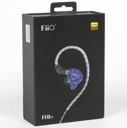 FiiO-FH1s-Hybrid-Headphones-box